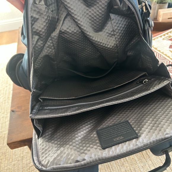 Tumi Backpack - Picture 4 of 6